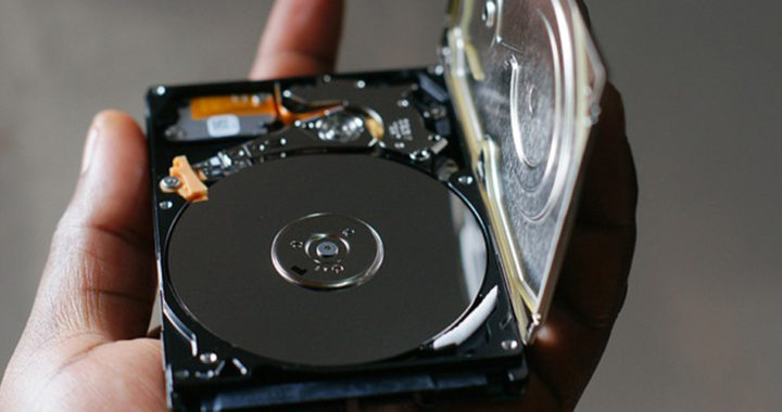 SATA hard drive vs SAS hard drive: What is the difference between SATA hard drive and SAS hard drive?