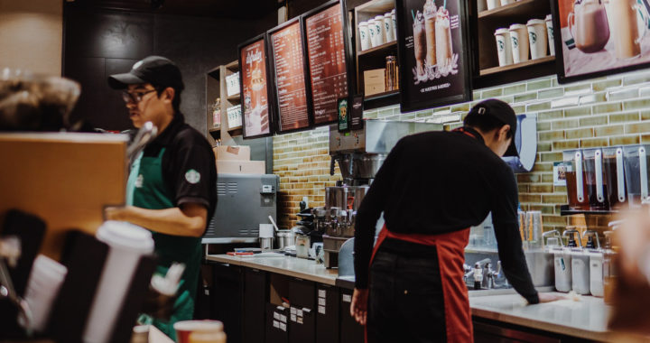 How Does Starbucks Earn From Its Starbucks Card Business?