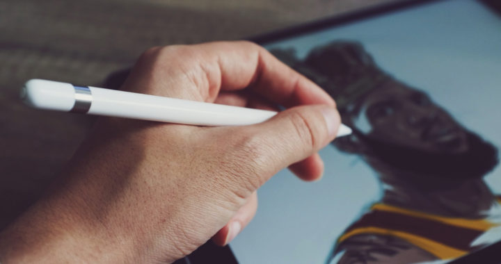 Apple Pencil 1 Review: Pros and Cons